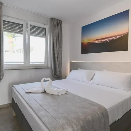 Boutique Tenerife فيلة *
