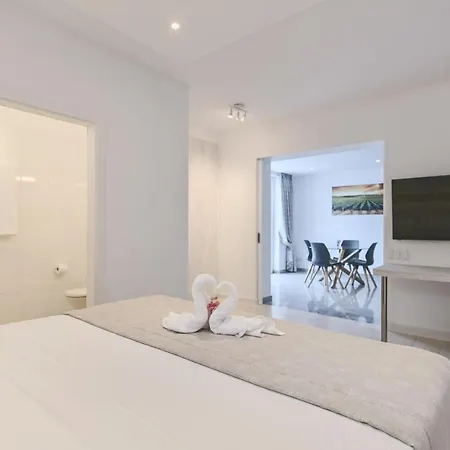 Boutique Tenerife אדחה